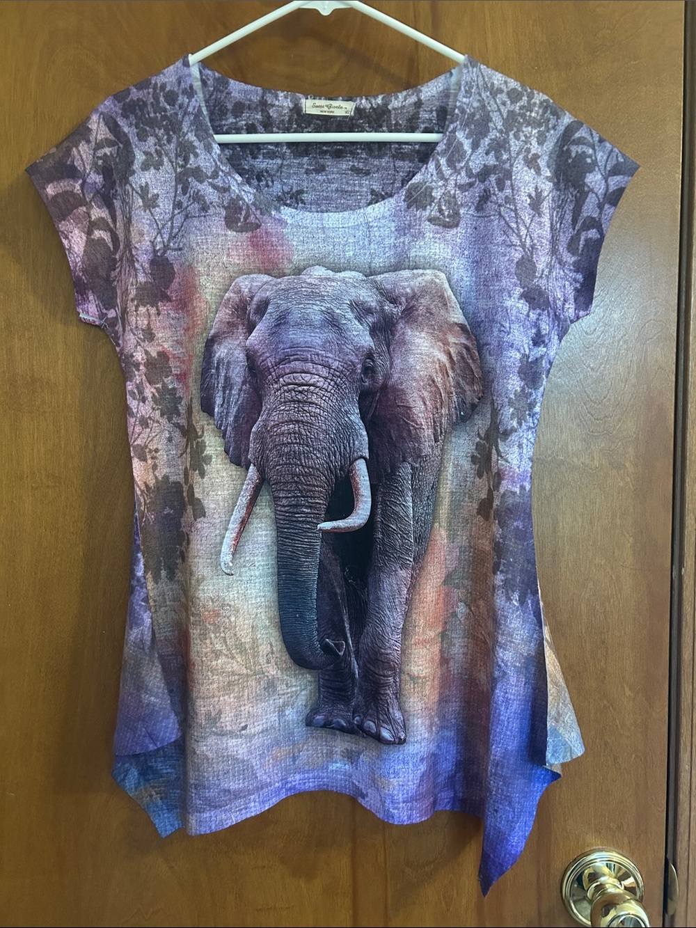 Sweet Gisele Elephant Graphic Tee Size XL